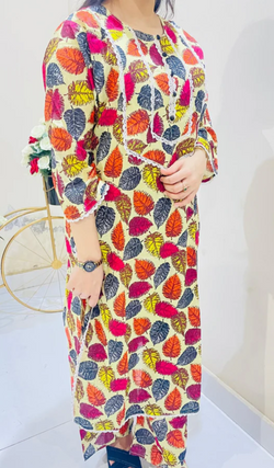 Printed 2pc Suit with Lace Detailing