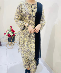 Printed 2pc Suit with Lace Detailing