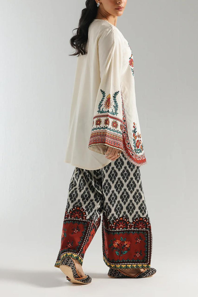 Stitched ladies 2 pc printed suit