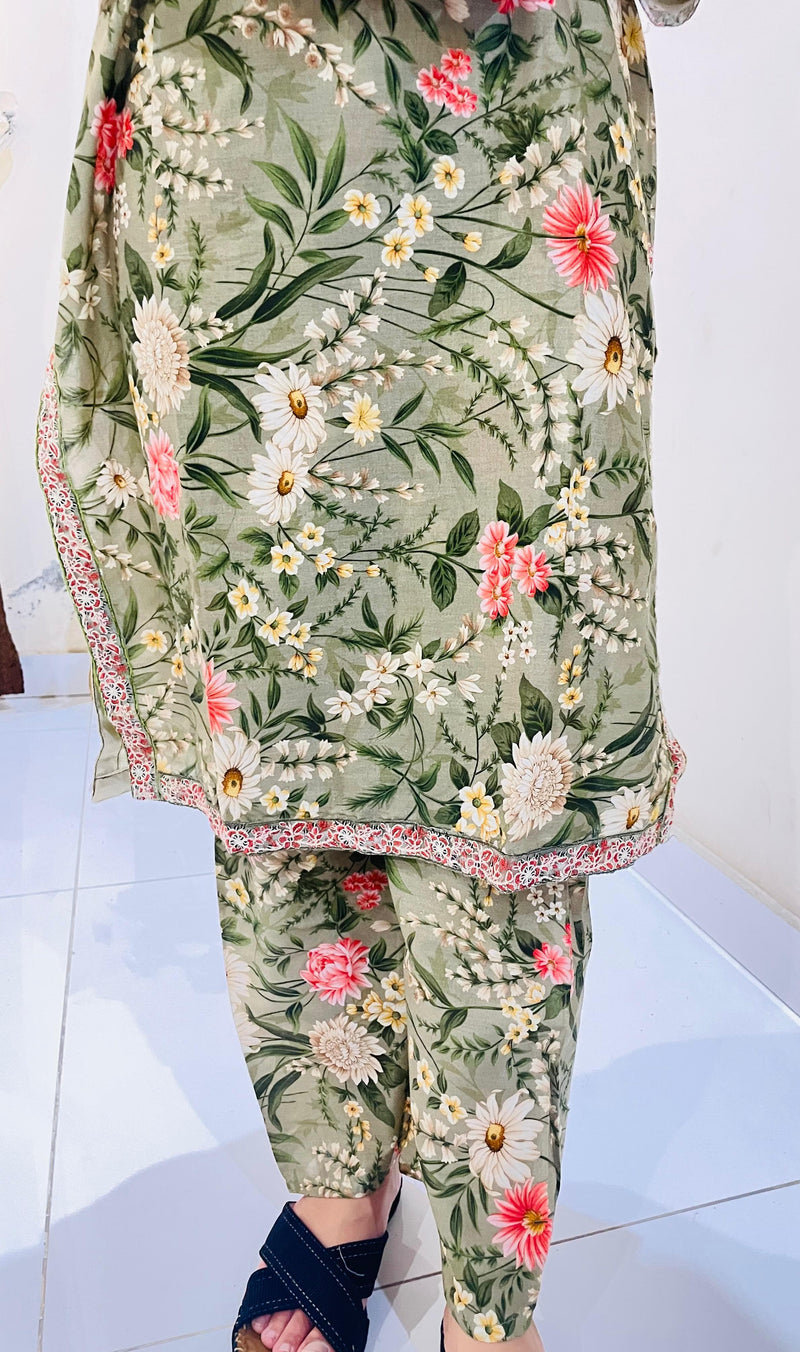 2pc Printed Suit with Embroidered Border